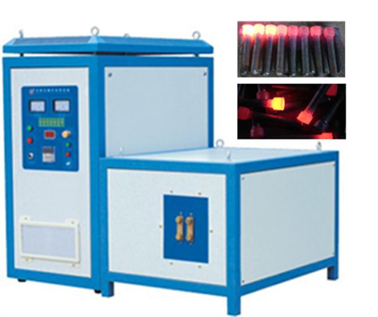 高(gāo)頻(pín)感應加熱(rè)設備工(gōng)作(zuò)中